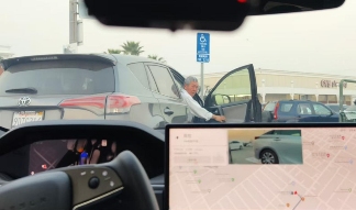 实测特斯拉“迄今为止最强FSD“:何小鹏找的两个BUG未解决,还新增5个问题(图3) 实测特斯拉“迄今为止最强FSD“:何小鹏找的两个BUG未解决,还新增5个问题(图3)