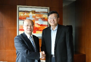 英特尔任命陈立武为新CEO,能否扭转困境引发关注(图3) 英特尔任命陈立武为新CEO,能否扭转困境引发关注(图3)